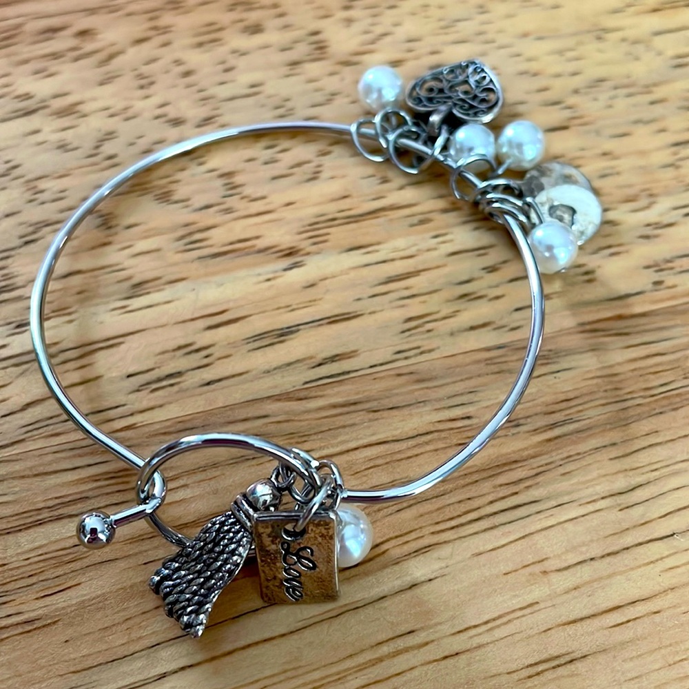 Silver hook and eye bracelet